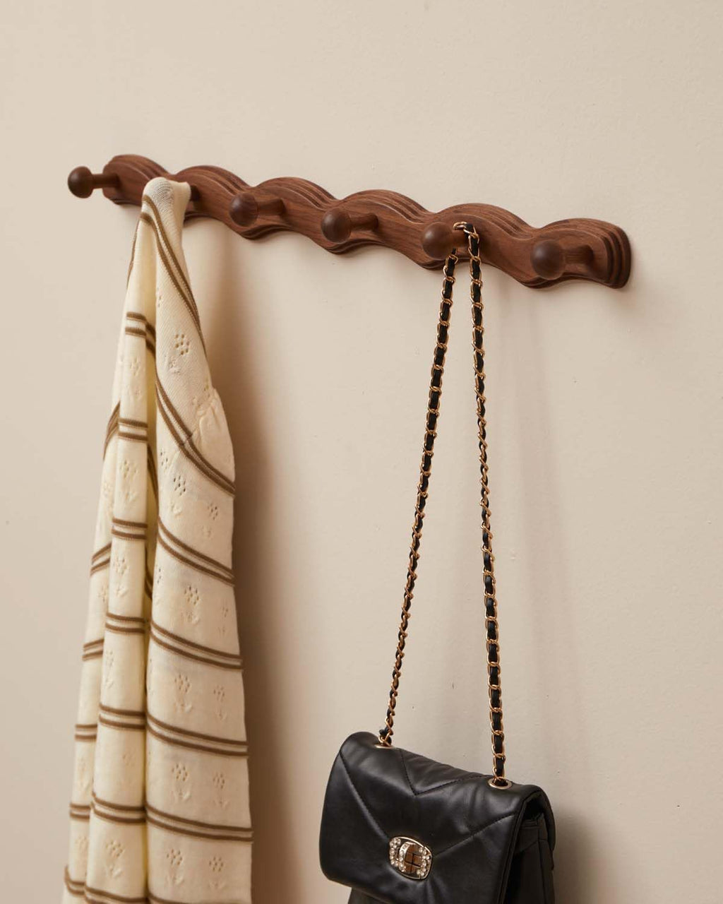 Wood Wall Mount Coat Rack Wave‑Shaped 6 Hooks